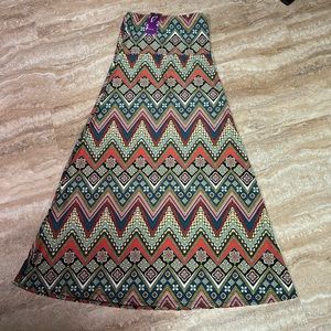 COPY - BNWT Maxi Dress or Skirt can be worn both ways Size Medium but runs Small